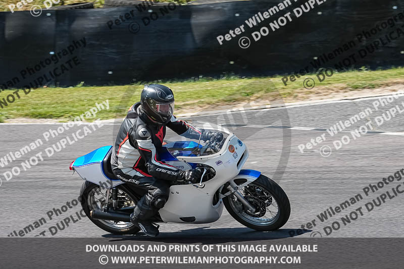 cadwell park;cadwell park photographs;cadwell trackday photographs;enduro digital images;event digital images;eventdigitalimages;peter wileman photography;racing digital images;trackday digital images;trackday photos